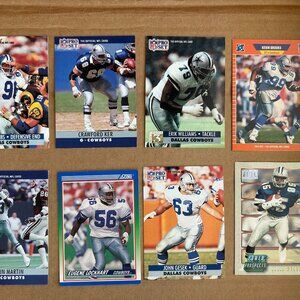 NFL Dallas Cowboys foorball cards lot - 8 cards